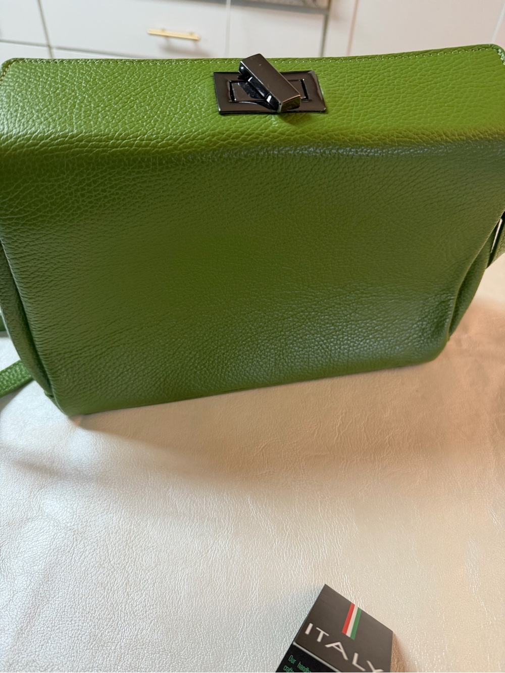Green Leather Crossbody Bag - Italy - Picture 6 of 12